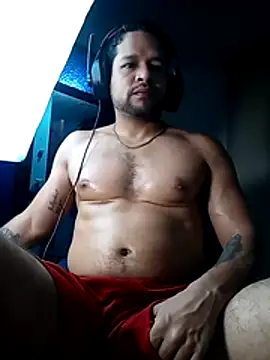 LucasGaeel online show from November 2025 09:56:02 AM