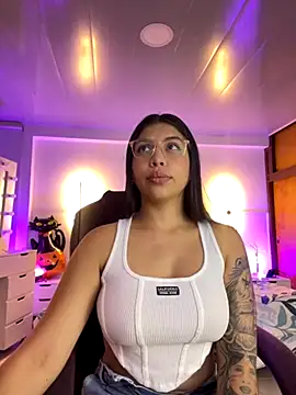 kloe28 online show from October 2025 03:21:02 AM