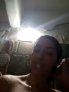 Snapshot of rooubin chatting on October 2025 03:26:02 AM rooubin online show from October 2025 03:26:02 AM