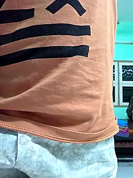 handsome blg tam online show from October 2025 04:29:02 PM