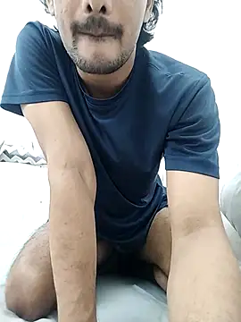 Snapshot of Ilhaamgrey chatting on February 2026 09:36:02 AM Ilhaamgrey online show from February 2026 09:36:02 AM