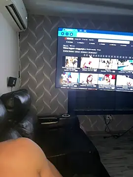 Moisesjrtapia online show from July 2026 09:47:02 AM