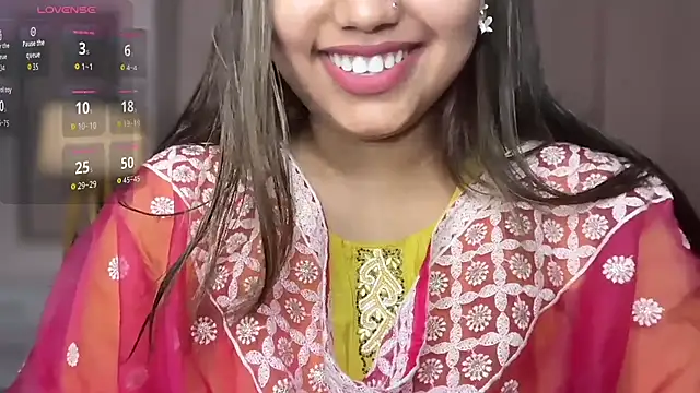Snapshot of Miss_Rose__ chatting on July 2026 01:04:01 PM Miss Rose online show from July 2026 01:04:01 PM