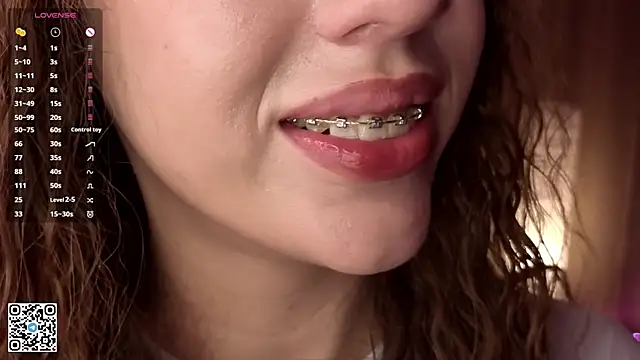 KeilaJeschon online show from November 2025 04:05:01 AM