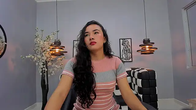 Kira Naughty online show from October 2025 11:38:02 AM