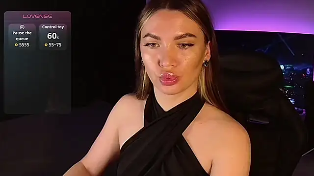MissMaya   online show from October 2025 07:45:02 PM