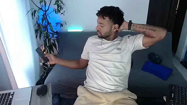 Orlando horny online show from October 2025 03:20:02 PM