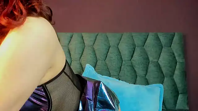 sophie blaake online show from February 2026 03:18:01 AM