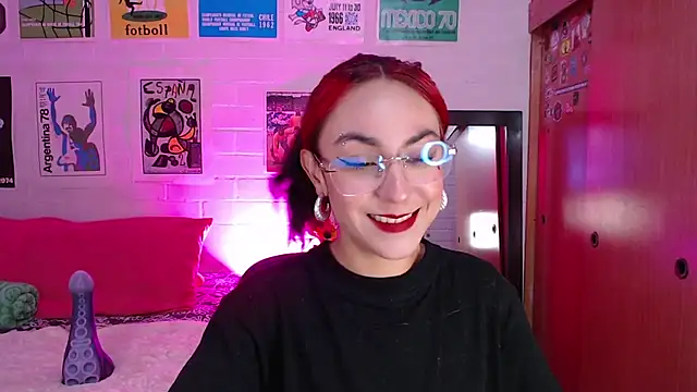 Snapshot of Amy66 chatting on July 2026 10:43:02 AM Amy66 online show from July 2026 10:43:02 AM
