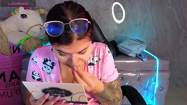 draviana a  online show from February 2026 03:02:01 AM