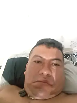 Snapshot of 30-zulefabiansolarte chatting on October 2025 09:40:01 AM 30-zulefabiansolarte online show from October 2025 09:40:01 AM