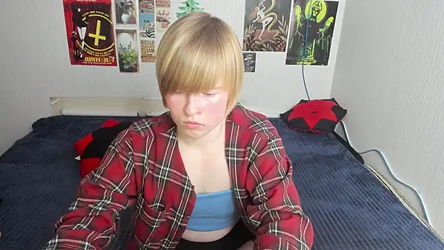 Cattie w  online show from February 2026 01:14:01 AM