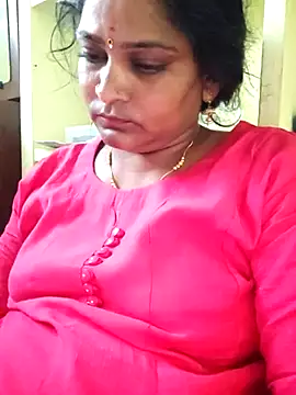 Snapshot of navyasree143 chatting on March 2026 04:58:01 AM navyasree143 online show from March 2026 04:58:01 AM