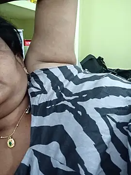 Snapshot of navyasree143 chatting on March 2026 04:39:01 AM navyasree143 online show from March 2026 04:39:01 AM