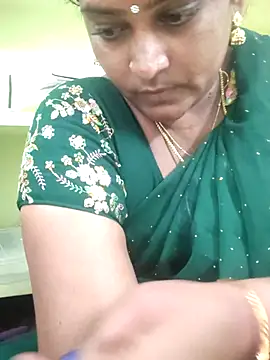 Snapshot of navyasree143 chatting on March 2026 05:01:02 AM navyasree143 online show from March 2026 05:01:02 AM