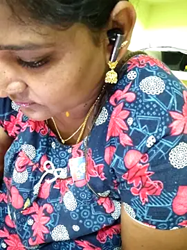 Snapshot of navyasree143 chatting on March 2026 02:43:01 PM navyasree143 online show from March 2026 02:43:01 PM