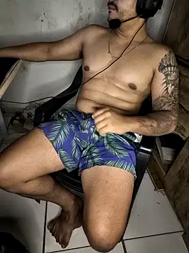 gtzmoreno online show from February 2026 05:35:01 AM