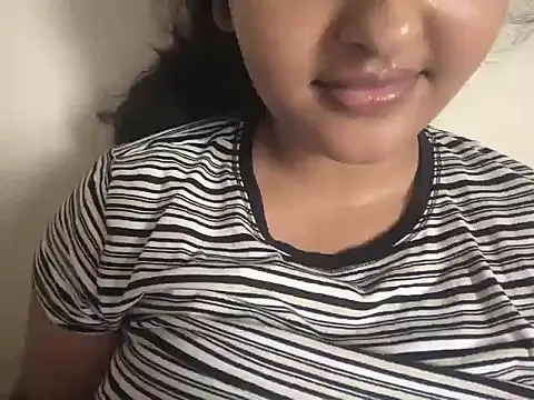 Snapshot of reena_12 chatting on November 2025 08:36:02 AM reena 12 online show from November 2025 08:36:02 AM