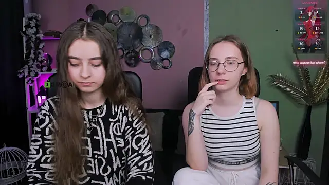 rebecca smile online show from December 2025 10:22:02 AM