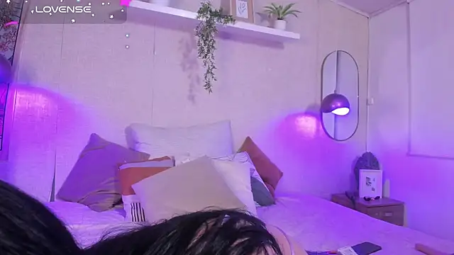 Violeta dh online show from December 2025 12:34:02 PM