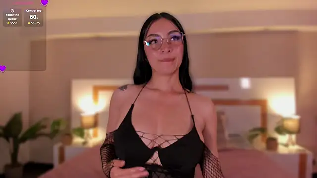 Snapshot of Violeta_dh chatting on May 2026 11:29:02 AM Violeta dh online show from May 2026 11:29:02 AM