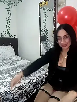 Snapshot of YaraDuartee chatting on February 2026 12:23:01 AM YaraDuartee online show from February 2026 12:23:01 AM