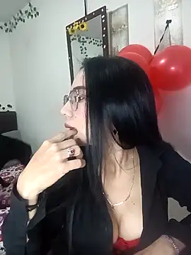 Snapshot of YaraDuartee chatting on February 2026 01:48:02 AM YaraDuartee online show from February 2026 01:48:02 AM