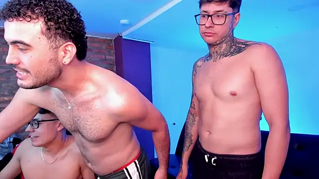 Spaceboys18 online show from May 2026 08:50:02 PM