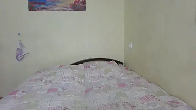 QueenMomyS online show from March 2026 08:03:01 PM