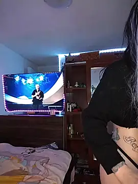 pinklajokr online show from April 2026 01:34:01 PM