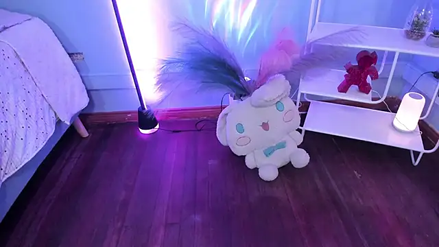 Snapshot of KathiaSaenz_ chatting on October 2025 03:59:01 AM KathiaSaenz  online show from October 2025 03:59:01 AM