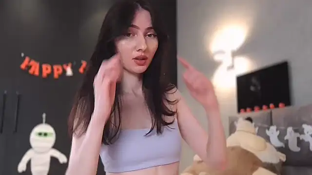 AnaMoonlight online show from October 2025 05:48:02 PM