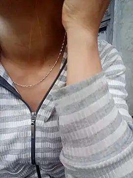 Snapshot of nhinhi-sexy chatting on October 2025 02:19:01 AM nhinhi-sexy online show from October 2025 02:19:01 AM