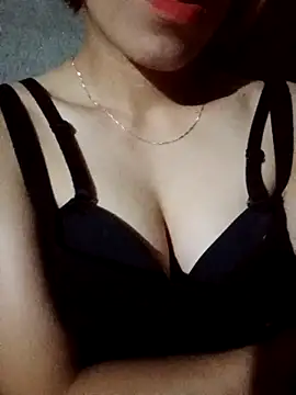 Snapshot of nhinhi-sexy chatting on October 2025 09:58:02 PM nhinhi-sexy online show from October 2025 09:58:02 PM