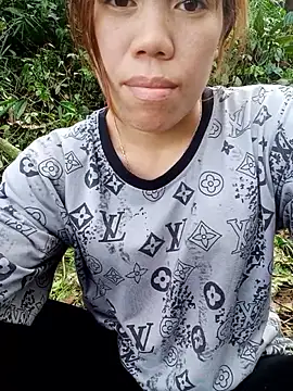 Snapshot of nhinhi-sexy chatting on October 2025 05:33:02 AM nhinhi-sexy online show from October 2025 05:33:02 AM