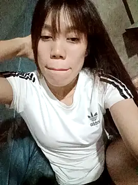 Snapshot of nhinhi-sexy chatting on November 2025 12:38:01 PM nhinhi-sexy online show from November 2025 12:38:01 PM