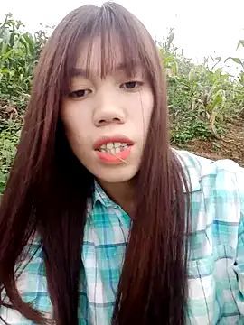 Snapshot of nhinhi-sexy chatting on November 2025 04:22:02 AM nhinhi-sexy online show from November 2025 04:22:02 AM