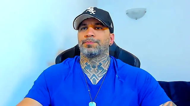 Snapshot of JoshRigby chatting on July 2026 08:01:01 PM JoshRigby online show from July 2026 08:01:01 PM