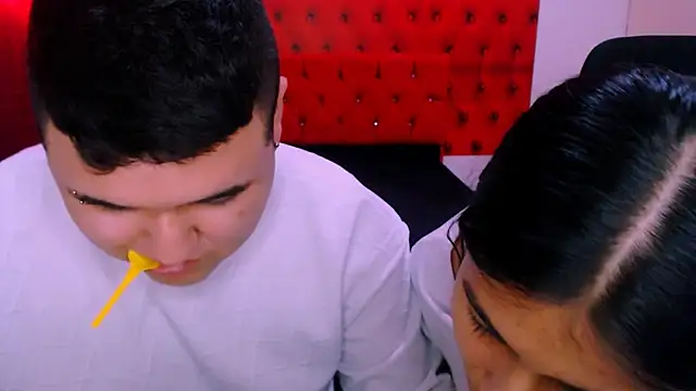 Charly and laura online show from October 2025 07:11:02 PM