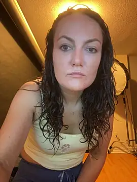 Snapshot of sexybriiiixoxo chatting on May 2026 01:47:02 AM sexybriiiixoxo online show from May 2026 01:47:02 AM