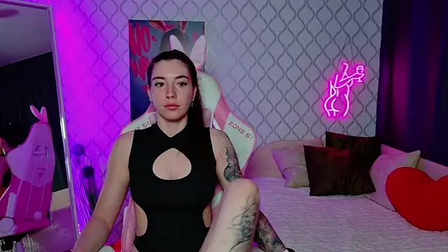 Curious Lily online show from June 2026 01:06:01 AM