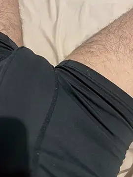 AlbertoRuiz086 online show from May 2026 02:20:02 AM