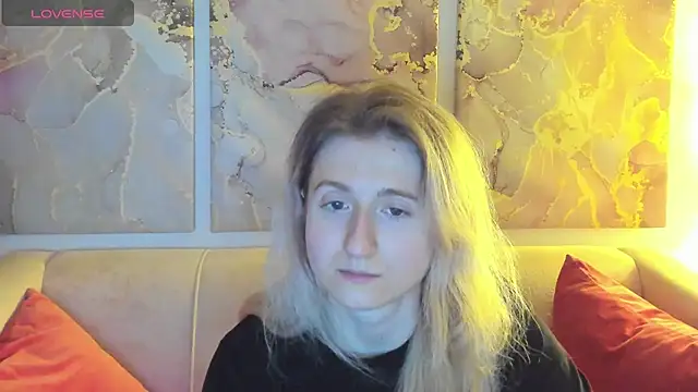 CamillaDreamer online show from April 2026 10:01:02 PM