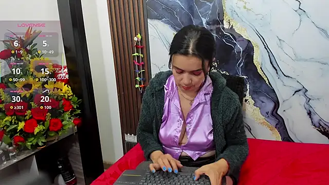 Snapshot of angelinee39 chatting on November 2025 09:33:01 AM angelinee39 online show from November 2025 09:33:01 AM