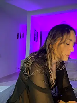 Snapshot of Mariana_gom chatting on November 2025 03:29:02 AM Mariana gom online show from November 2025 03:29:02 AM