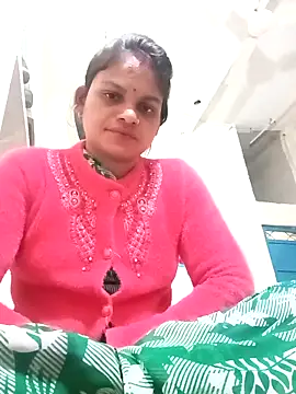 Snapshot of SHMA-77 chatting on November 2025 06:06:02 PM SHMA-77 online show from November 2025 06:06:02 PM