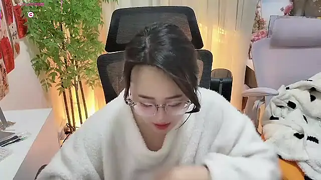 NEWONETO online show from January 2026 08:33:01 PM