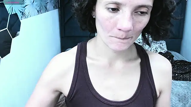 Valery More   online show from December 2025 12:22:02 PM