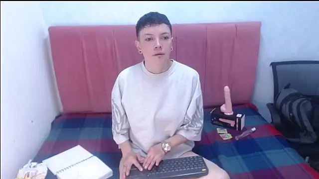 alexmadisoncm101 online show from November 2025 07:14:01 PM