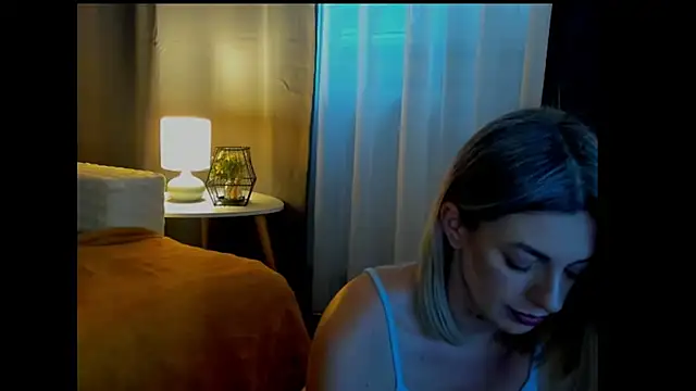 AnaLure online show from October 2025 03:24:01 PM